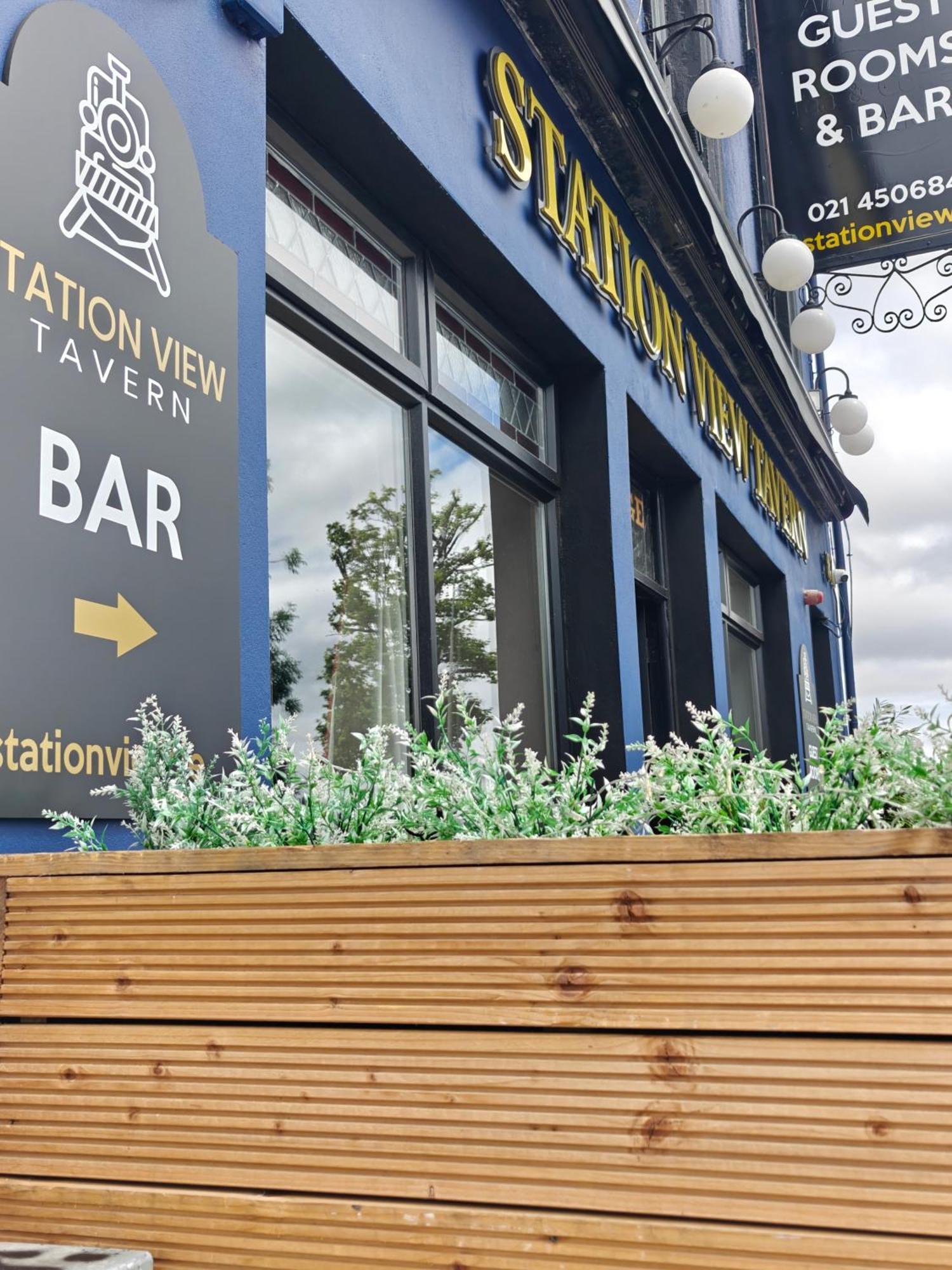 Hotel Station View Tavern Cork